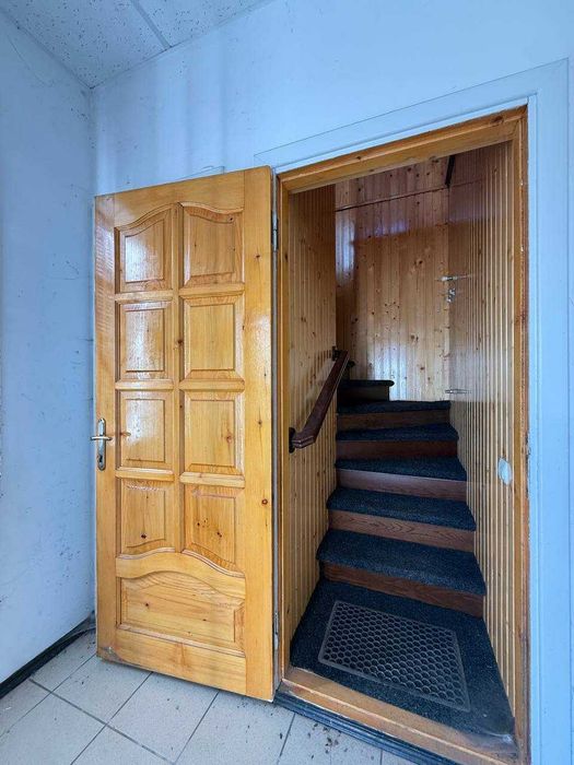 Продаж комерційного приміщення в центрі міста