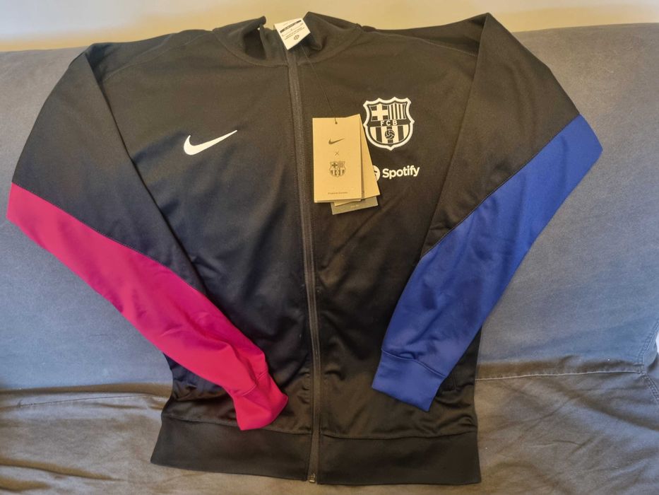 Dres Nike S Barcelona, spodnie i bluza, oryginalne