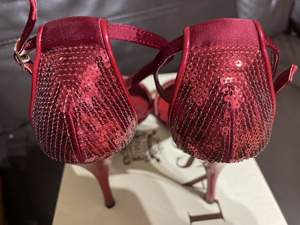 Sandały eleganckie r.38 cekiny błyszczące NOWE