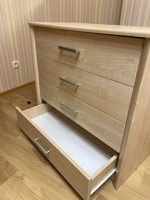 ліжко двоспальне, меблі для спальні