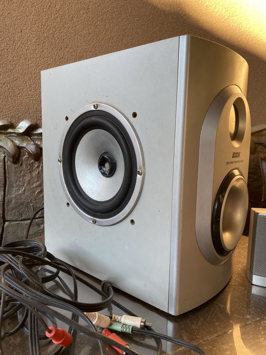 Сабвуфер BBK DK1005S