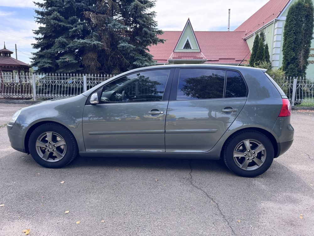 VW golf 5 1.6 FSI