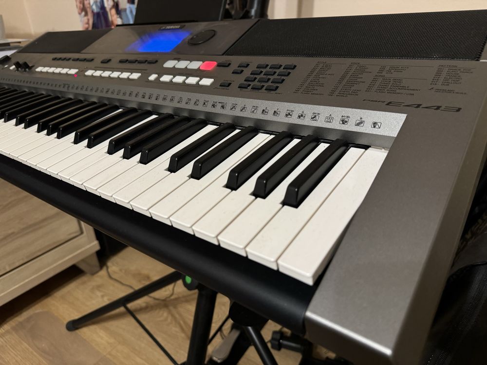 Yamaha PSR E443 Keyboard pianino + FUTERAŁ