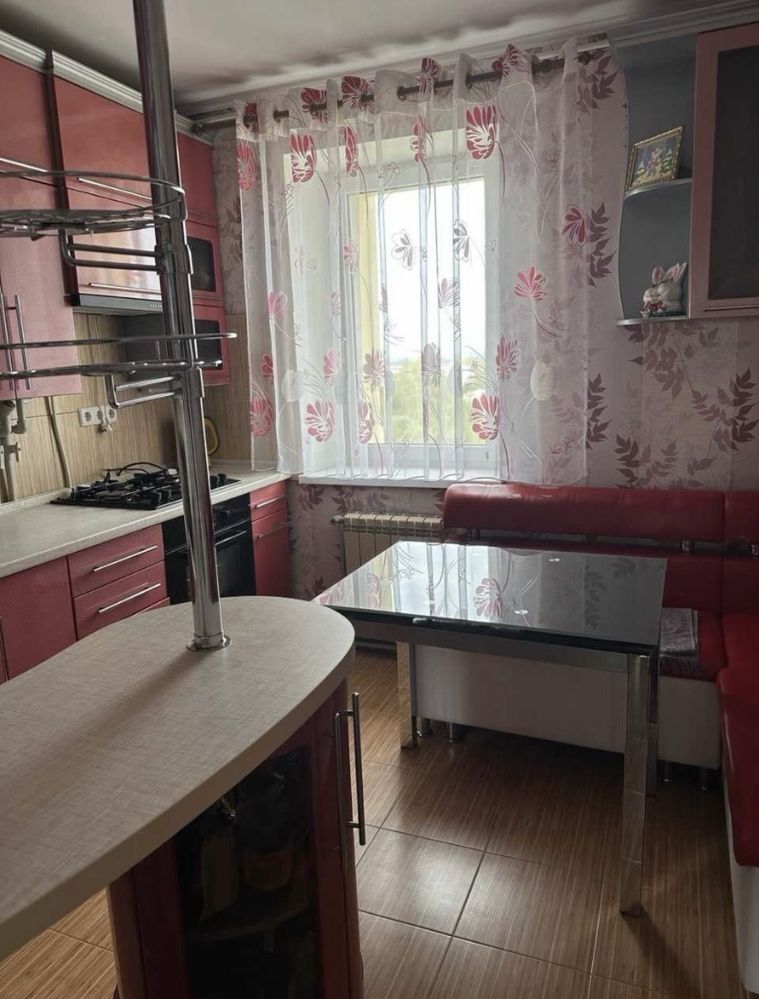 Продам 3-кімнатну квартиру