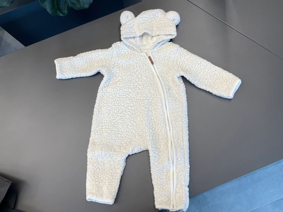 Kombinezon H&M rozmiar 62 kremowy misiu