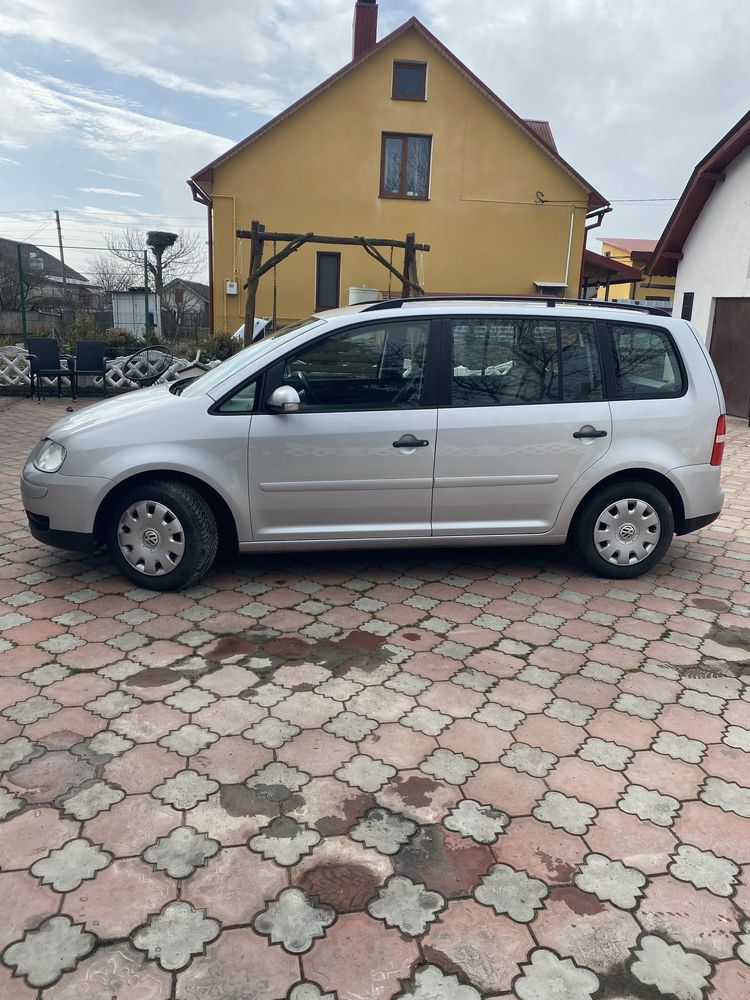 Volkswagen Touran