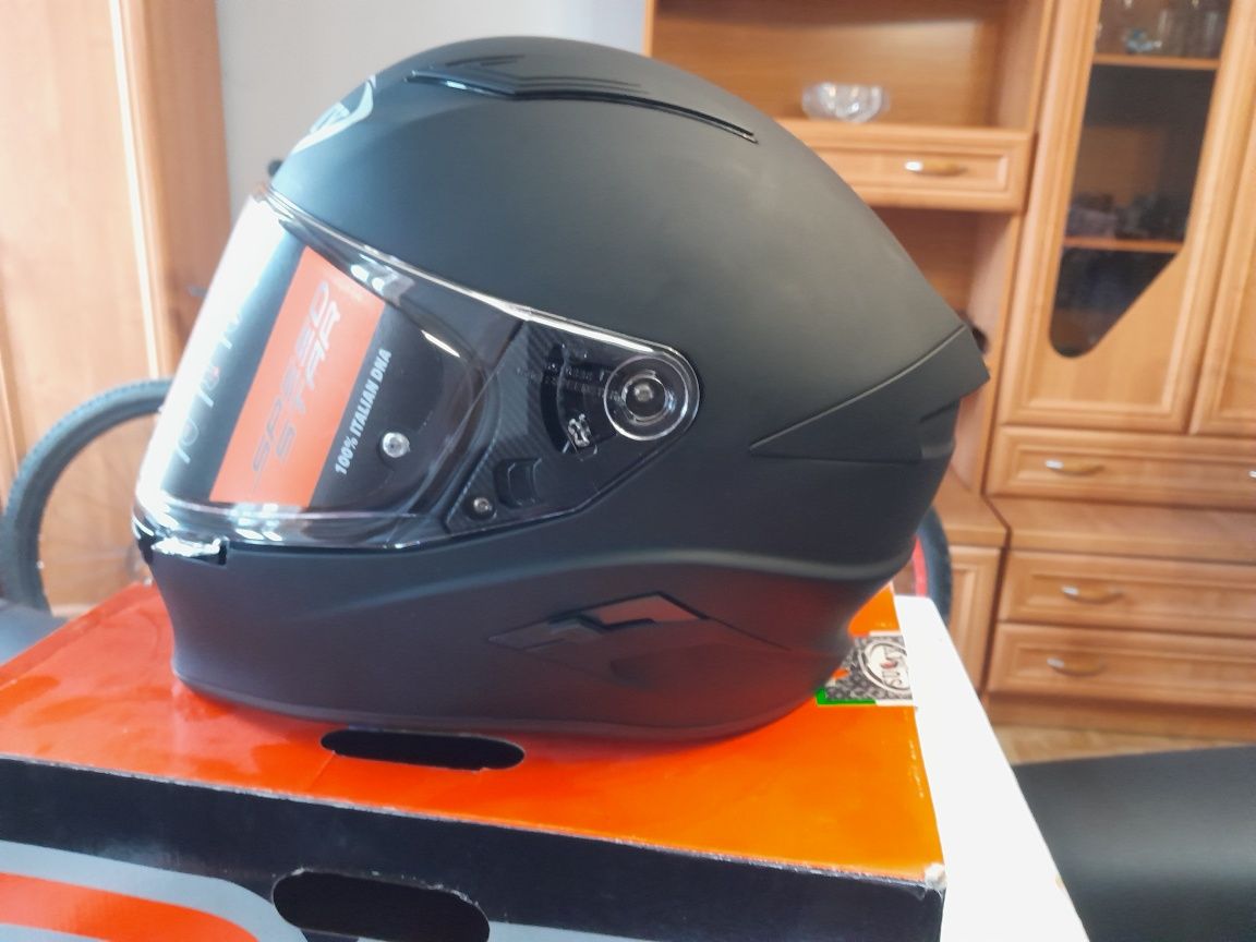 Kask SUOMY Speedstar Black Matt rozmiar L Nowy