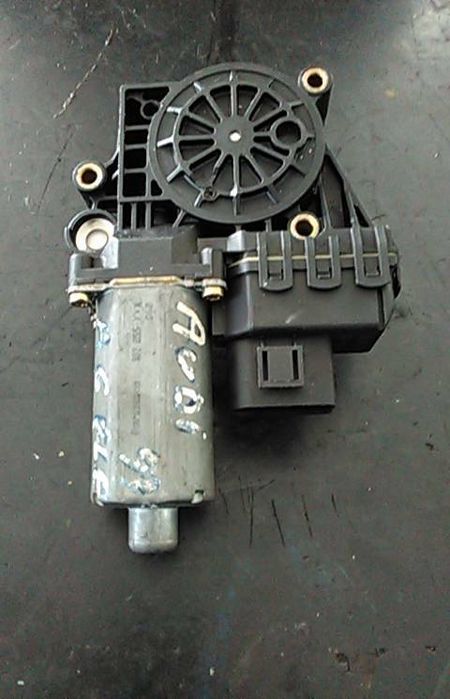 Motor vidro frente esquerdo AUDI A6 (4B2, C5)