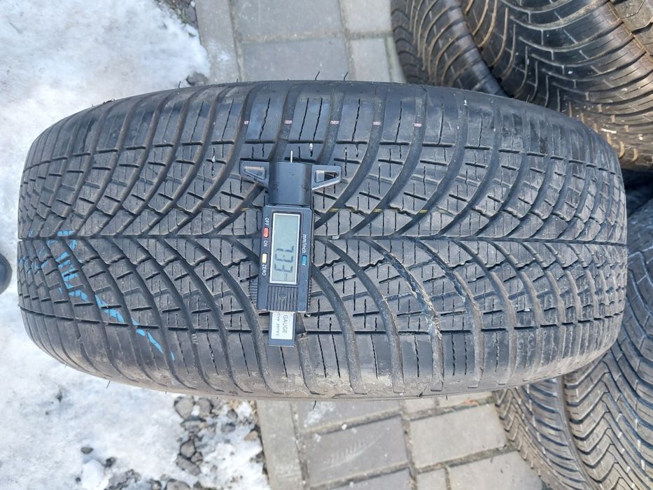 Goodyear Vector 4Seasons G3 205/55R16 94 V XL