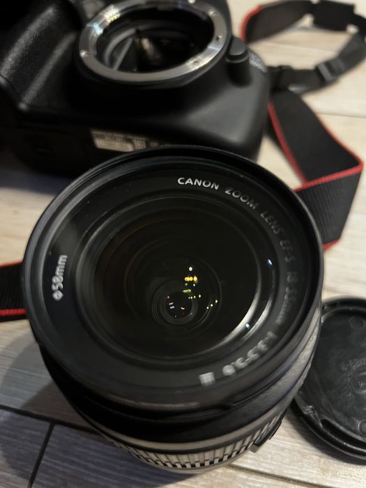 Фотоаппарат Canon eos 1200D + линза 18-55mm