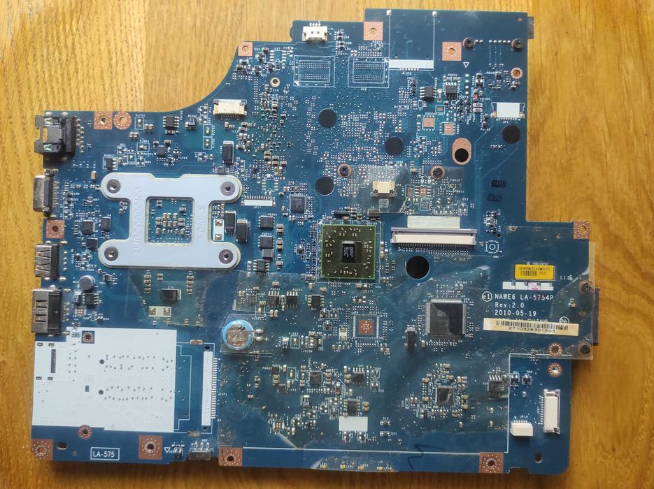 Материнская плата Lenovo G565 Z565 Z560 NAWE6 LA-5754P