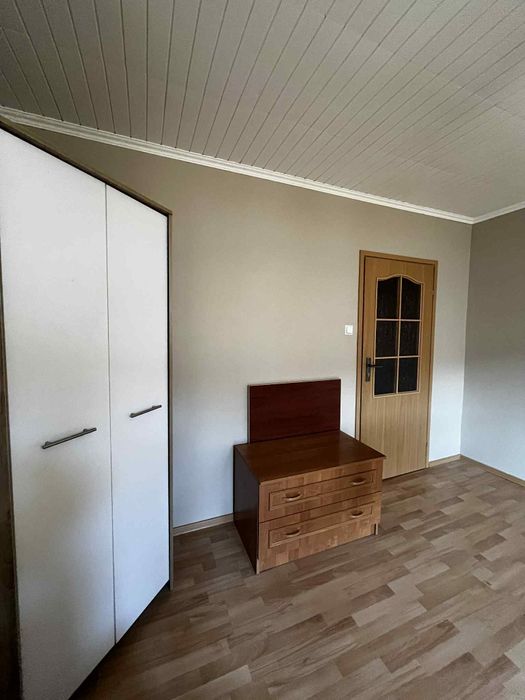 Przestronny pokój z balkonem- os. Piastów 18/81
