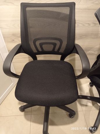 Два кресла офисных АМФ сетка !
