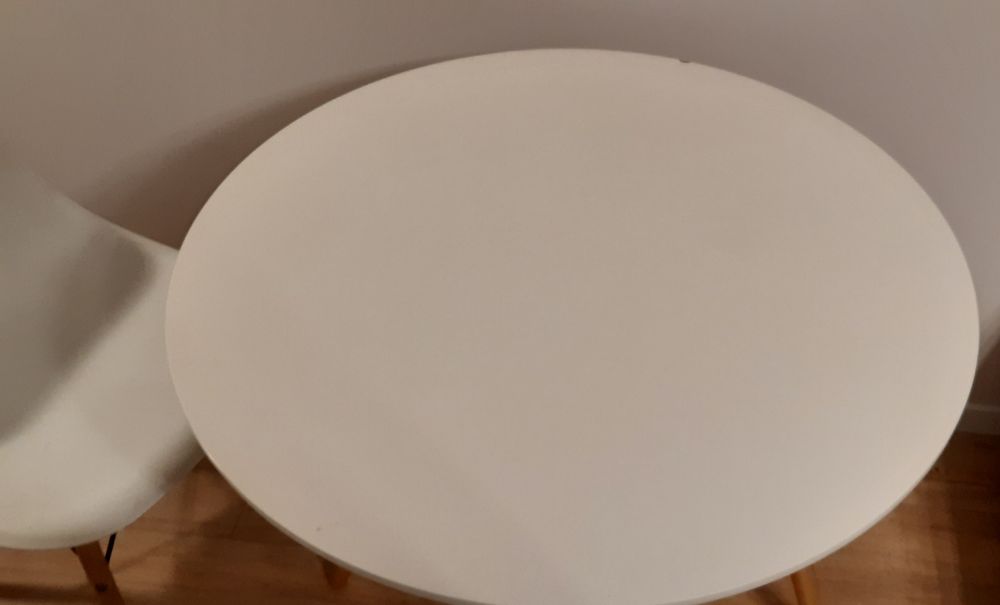 Zestaw stolik z krzesłem