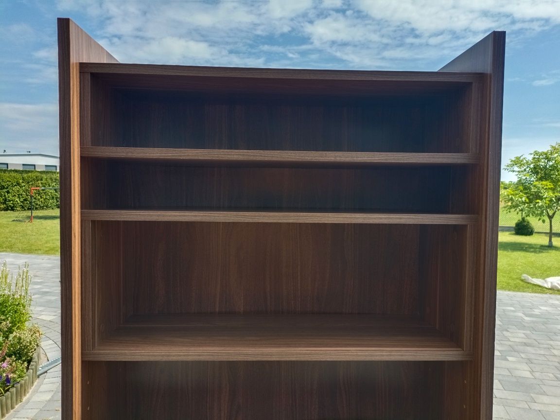 Regał biblioteczny marki Vox seria inbox