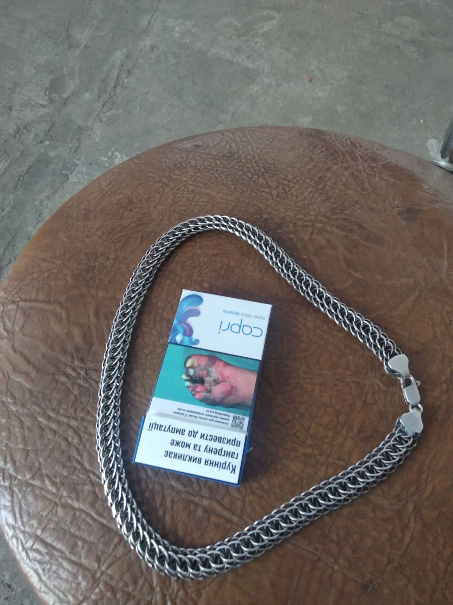 Продам цепочку серебро