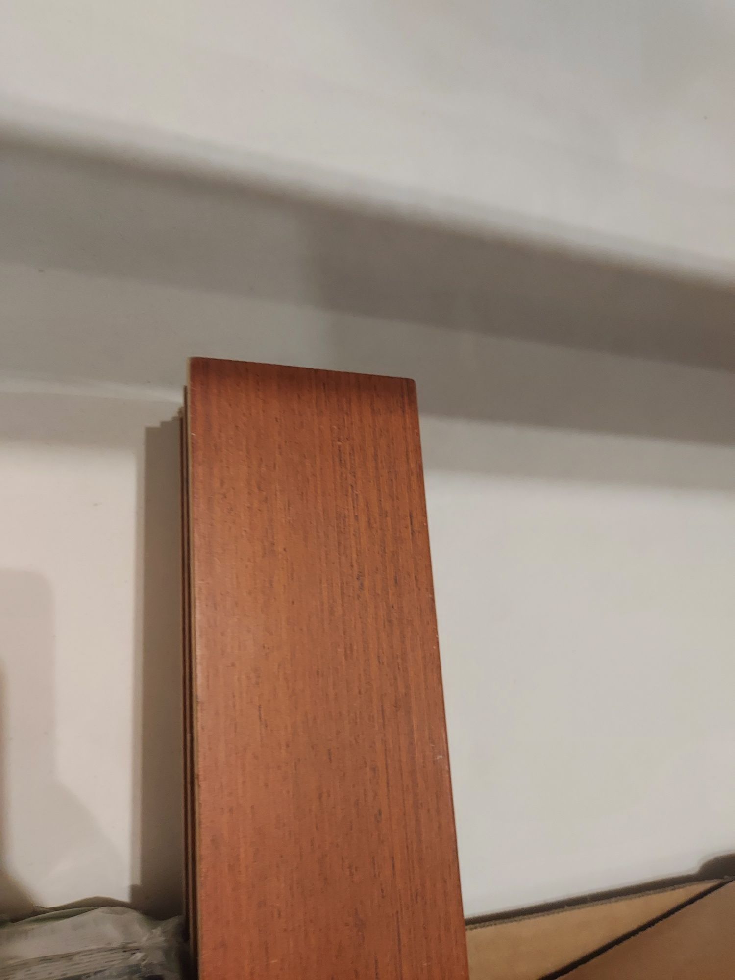 Listwa przypodłogowa 8cm x 2,4 m drewniana (łącznie 13,16 mb)