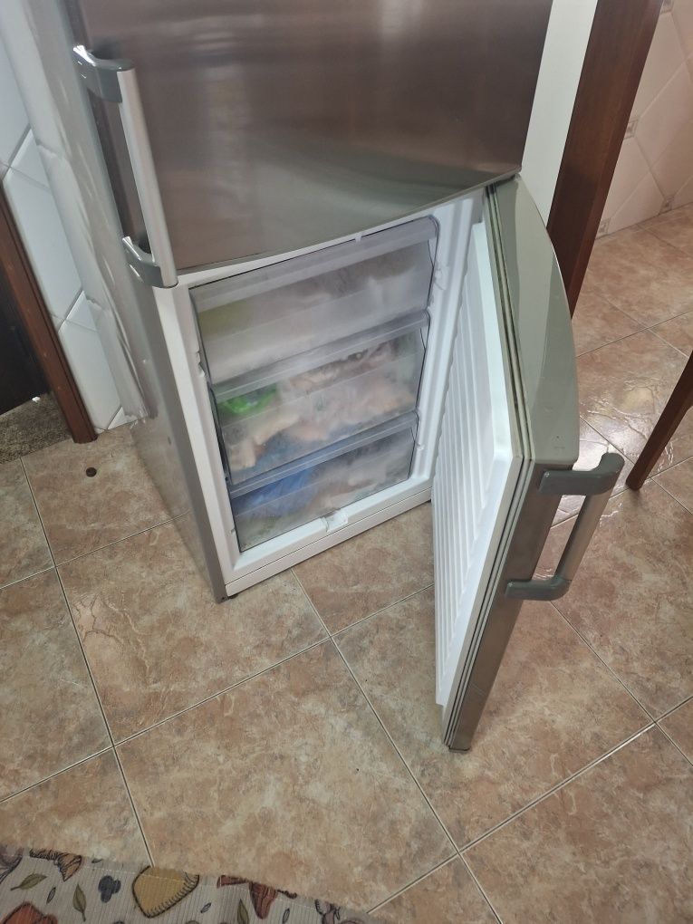 Frigorifico whirlpool