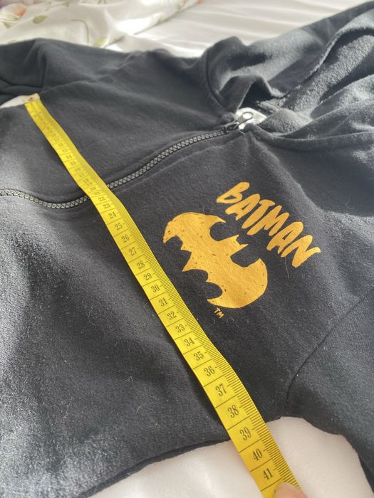 Bluza z Batmanem r. 122/128