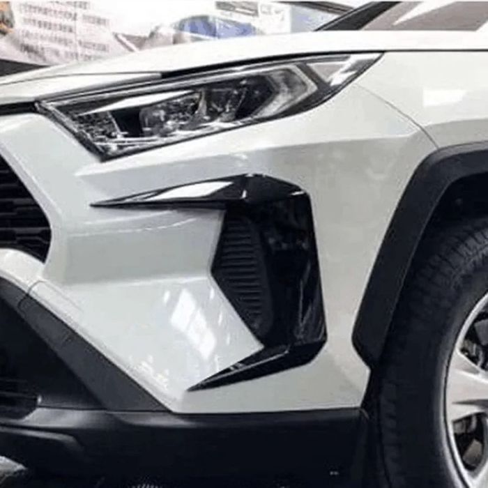 накладки на передний бампер Toyota RAV4 2019-2025