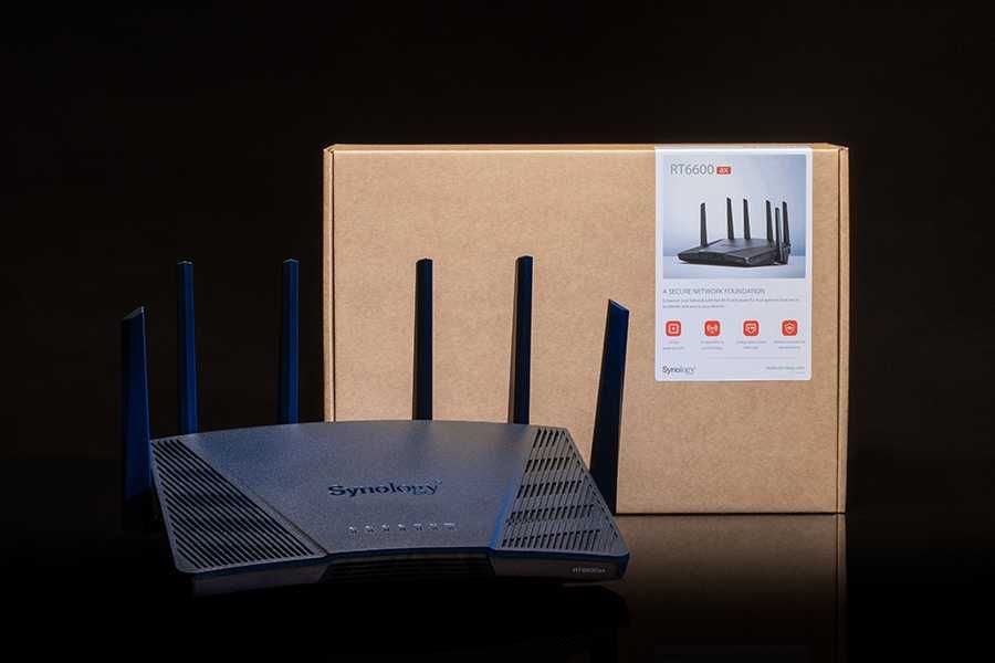 Бездротовий маршрутизатор (роутер) Synology RT6600ax