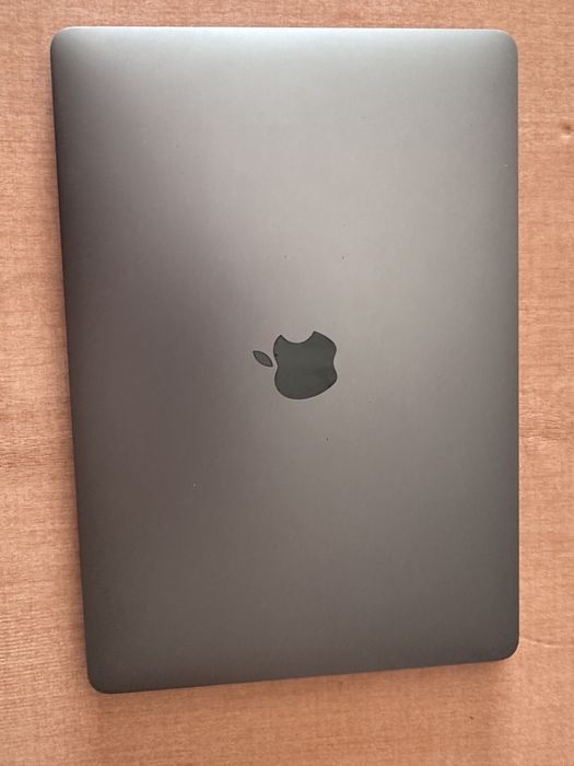 Macbook pro m1 13.3