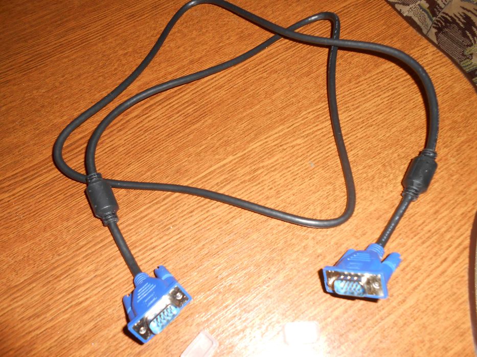 Кабель VGA 1080P 15-контактный для видеомагнитофона 1,5 метра новый..