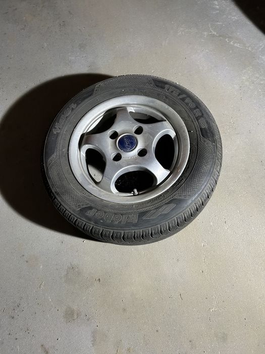 Opony plus felgi ford 175/70 R13