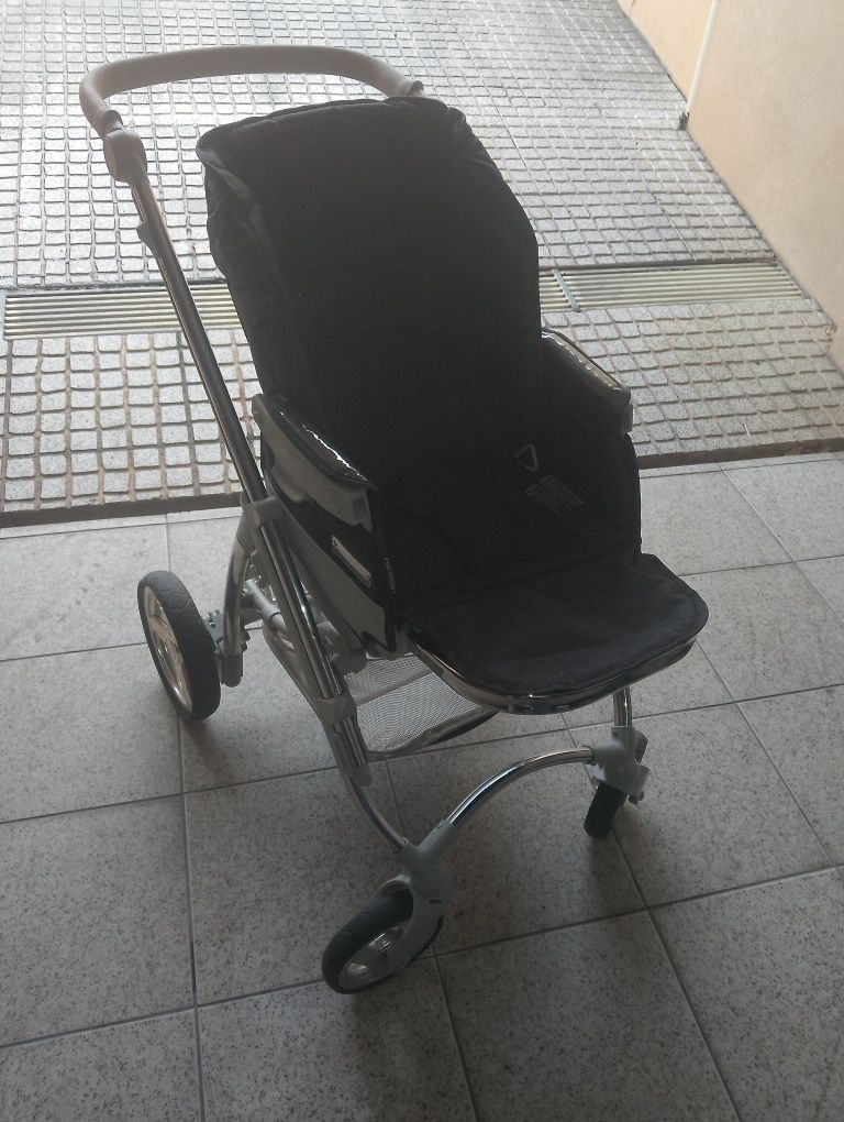 Carrinho bebécar