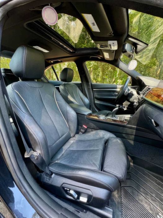 BMW 3 Series 330i xDrive      2017