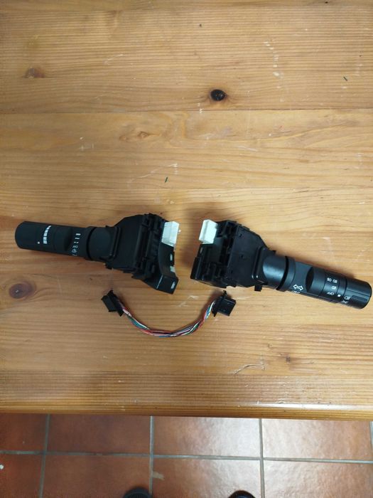 Conjunto de Manetes de volante Nissan Navara