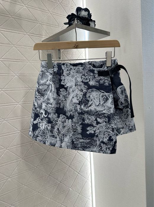 Костюм жіночий Christian Dior спідниця шорти кофта куртка диор діор