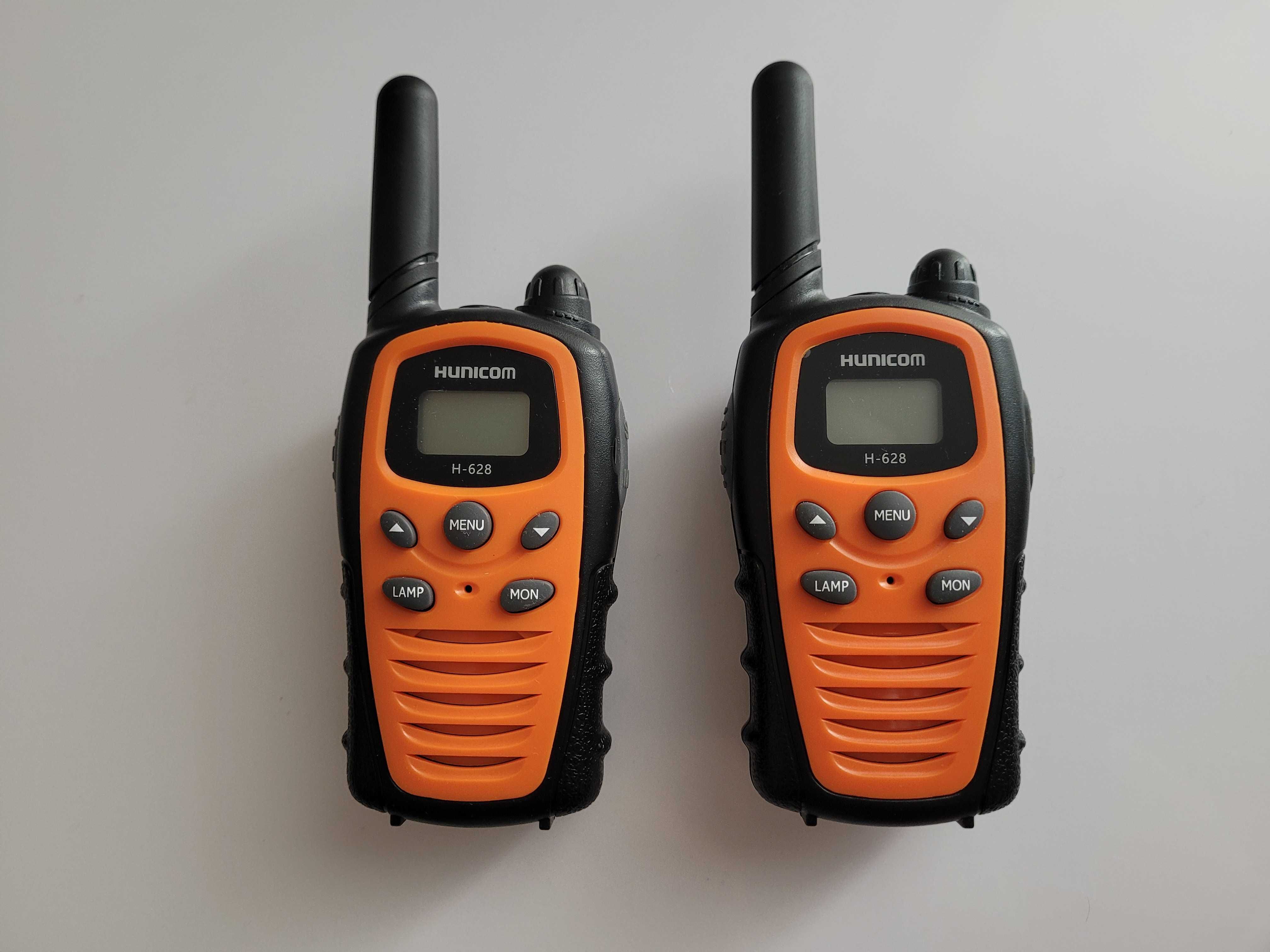 Hunicom H-628 Walkie Talkie, z akumulatorem i latarką