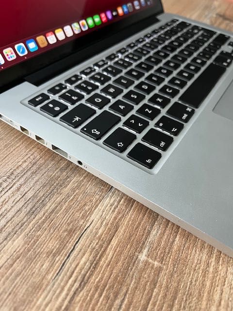MacBook Pro a1502 (Retina, 13-inch, Mid 2014)
