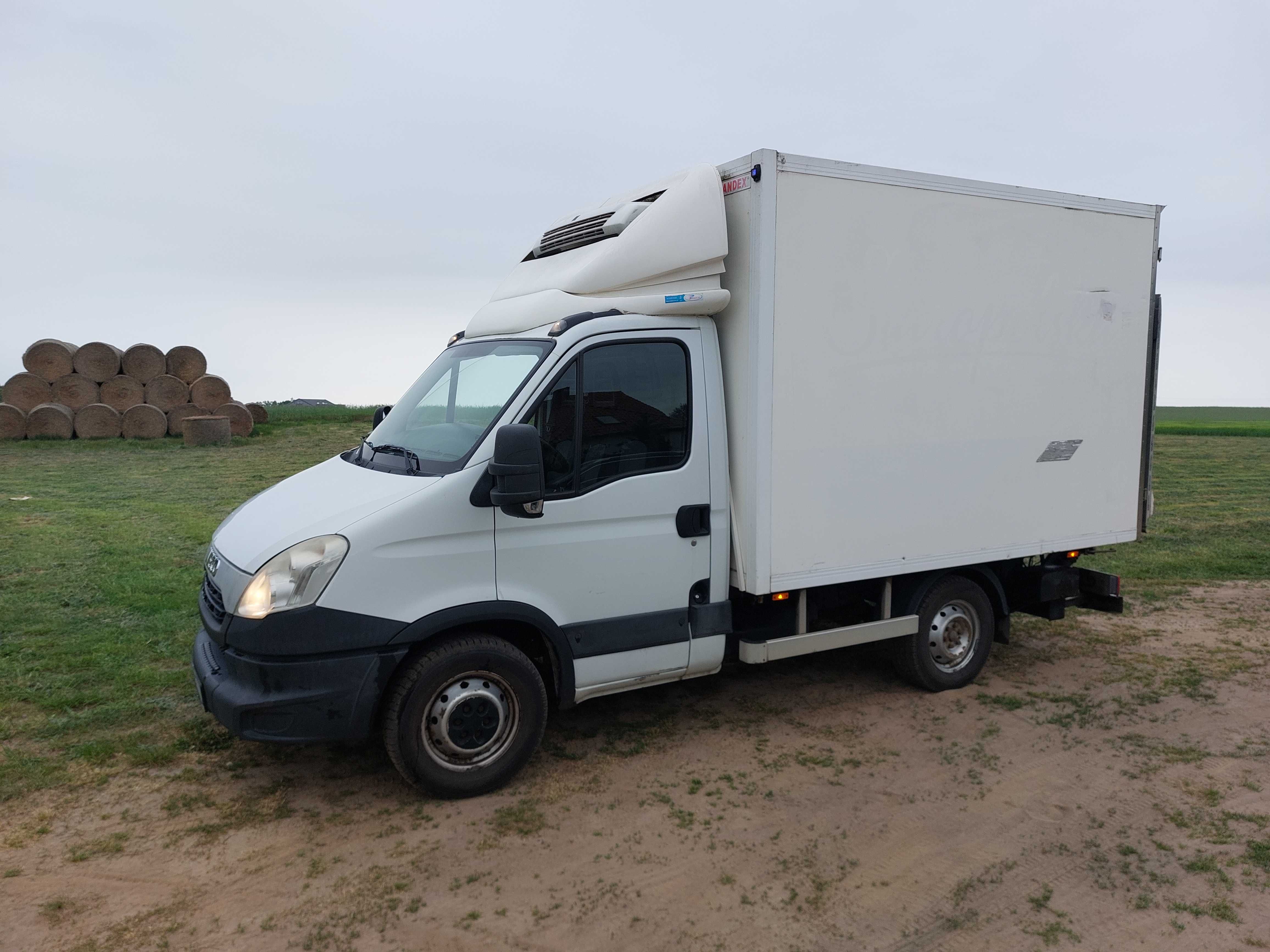 Iveco Daily 35S13 Chłodnia Mroźnia, Winda