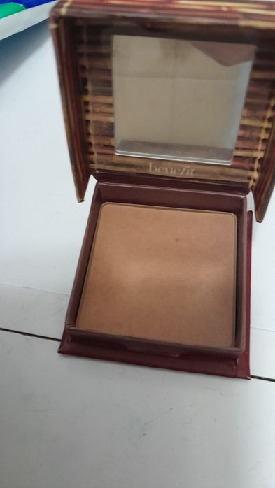 Bronzer Hoola jak nowy