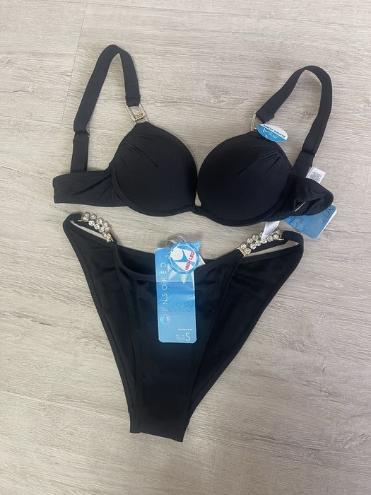 Купальники жіночі з пуш-ап нові