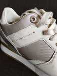 TOMMY HILFIGER. Buty damskie.