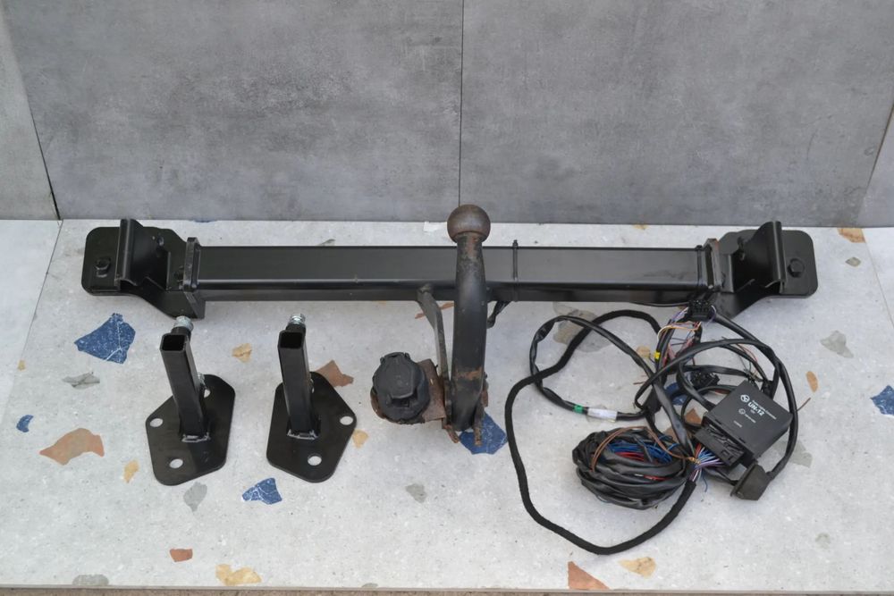 BMW 3 E46 LIFT SEDAN KOMBI COUPE HAK HOLOWNICZY BOSAL 027481 WIĄZKA MODUŁ KPL STAN POMORSKIE