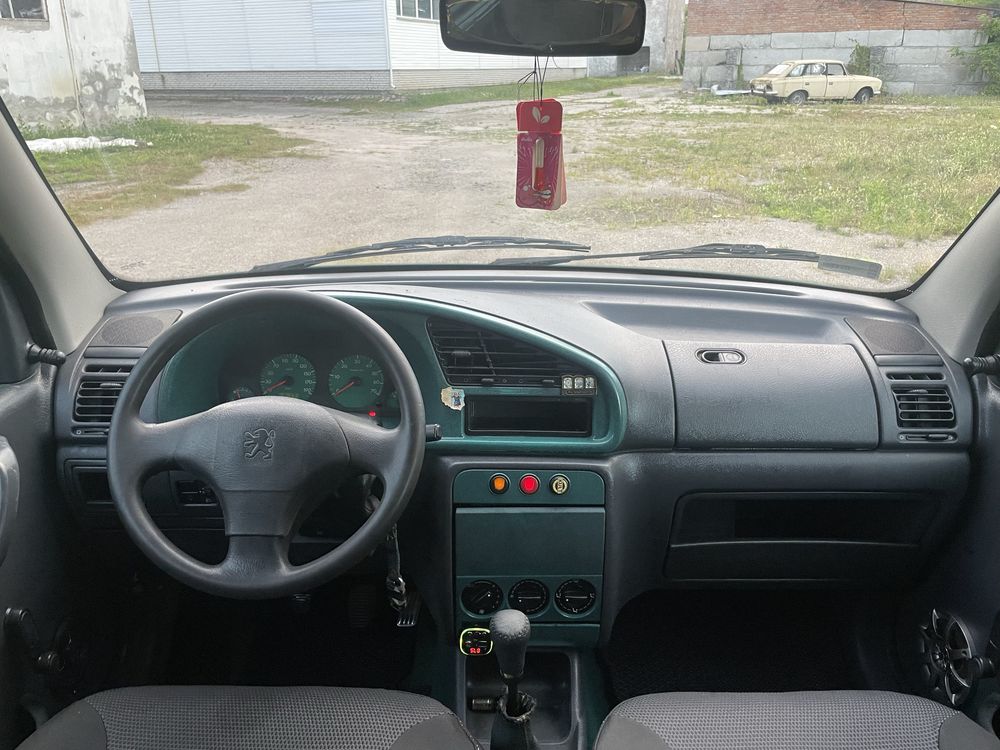 Продам Citroen Berlingo 2001г