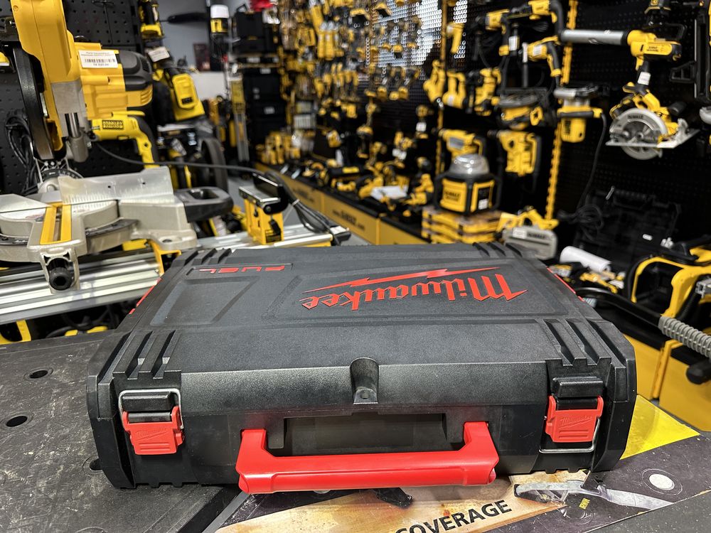 Безщітковий акумуляторний імпульсний гайкокрут Milwaukee m18 fmtiw2f12