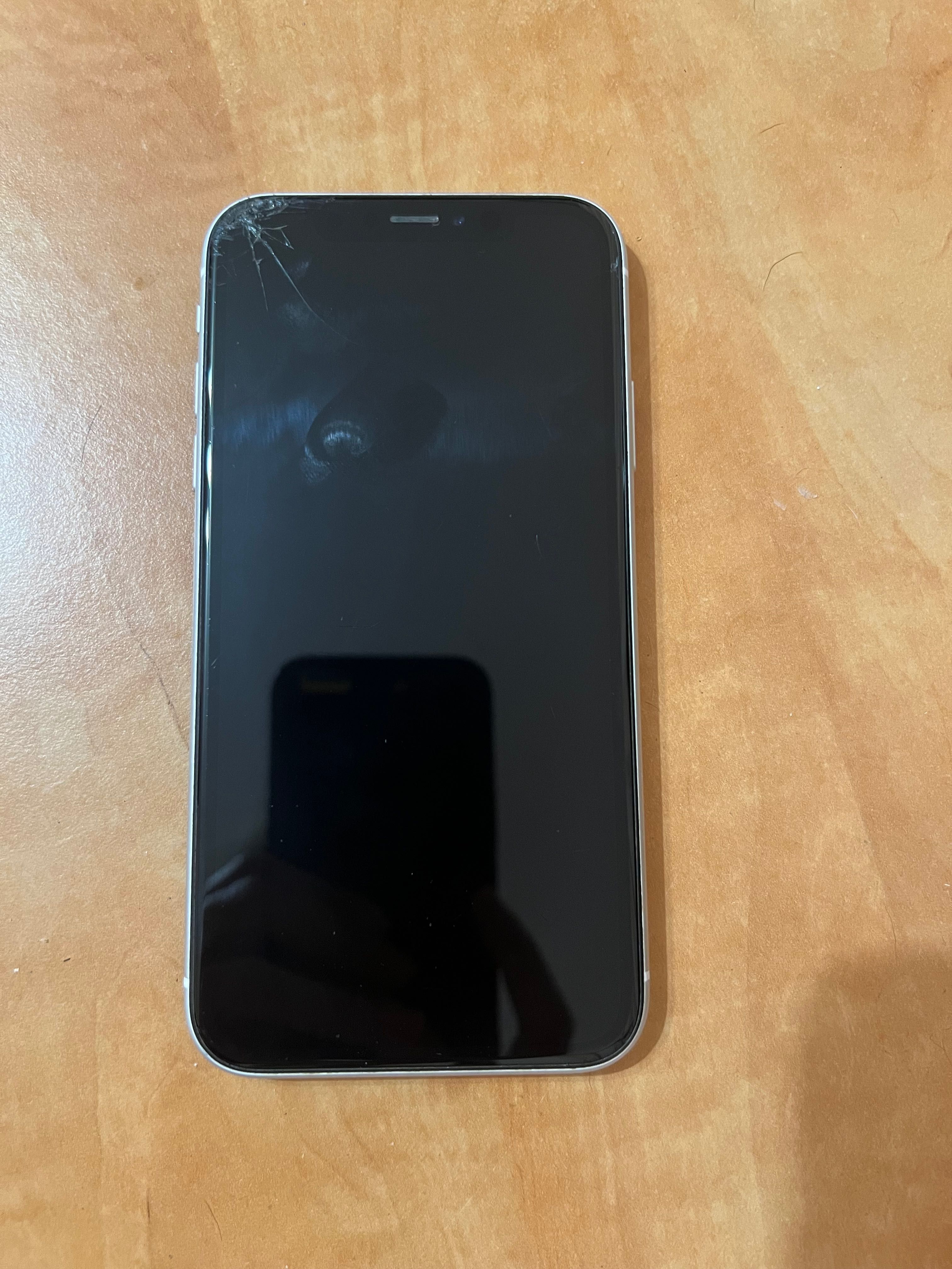 iPhone XR, 64 gb