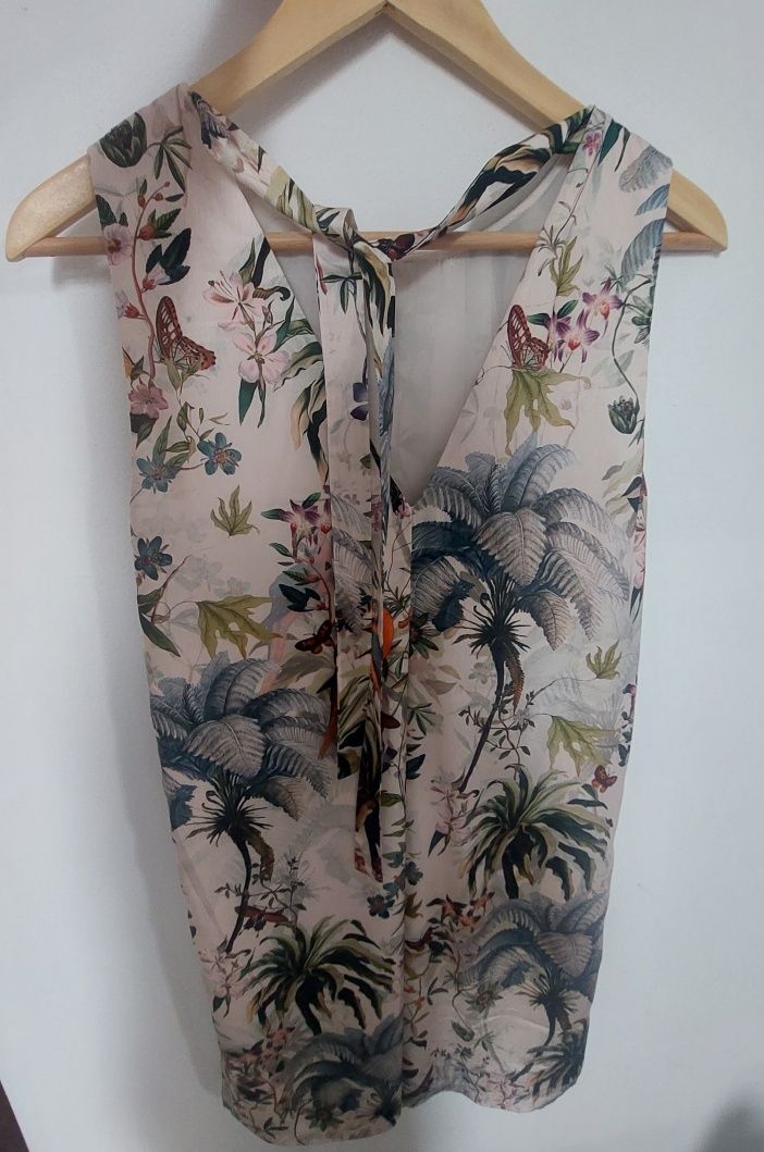 Śliczna sukienka H&M w tropikalny wzór, rozmiar 36