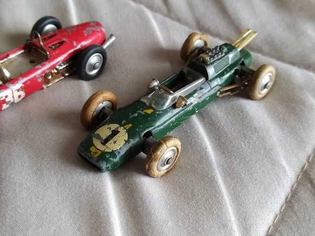 Carros F1 Corgi, Ferrari, Lotus