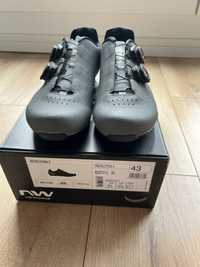 Buty szosowe Northwave Revolution 3 r.43