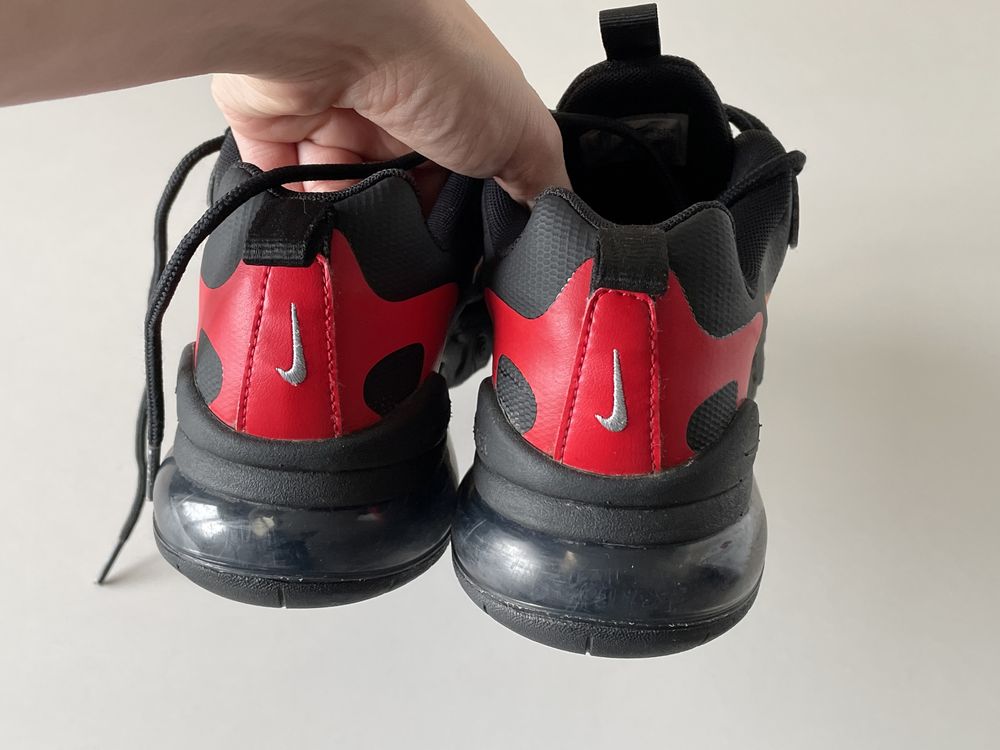 Nike Air Max React кросівки р. 37.5 оригінал