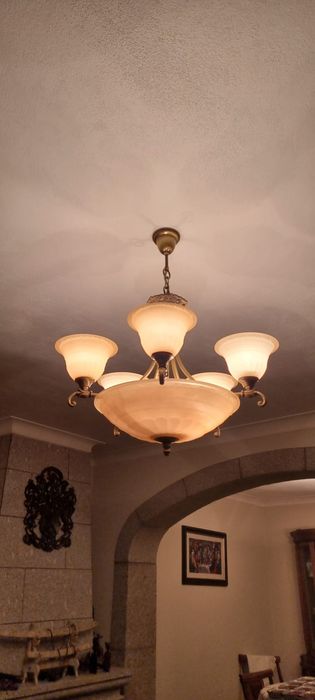 Mobília sala de estar, sofá, candeeiro e bar