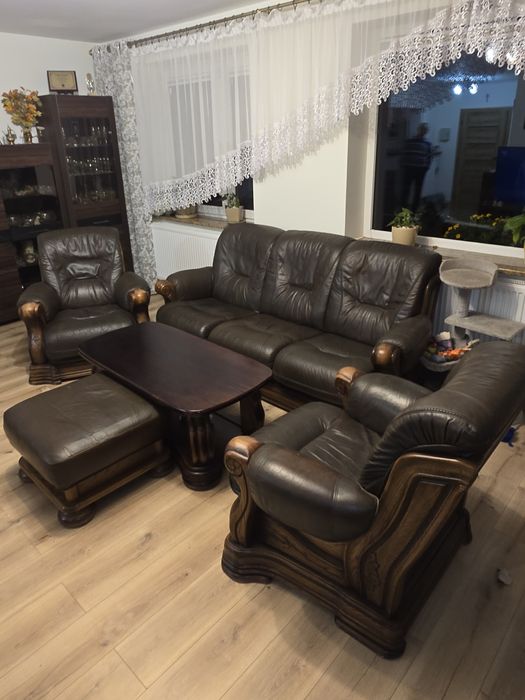 Wypoczynek skórzany wraz z ławą