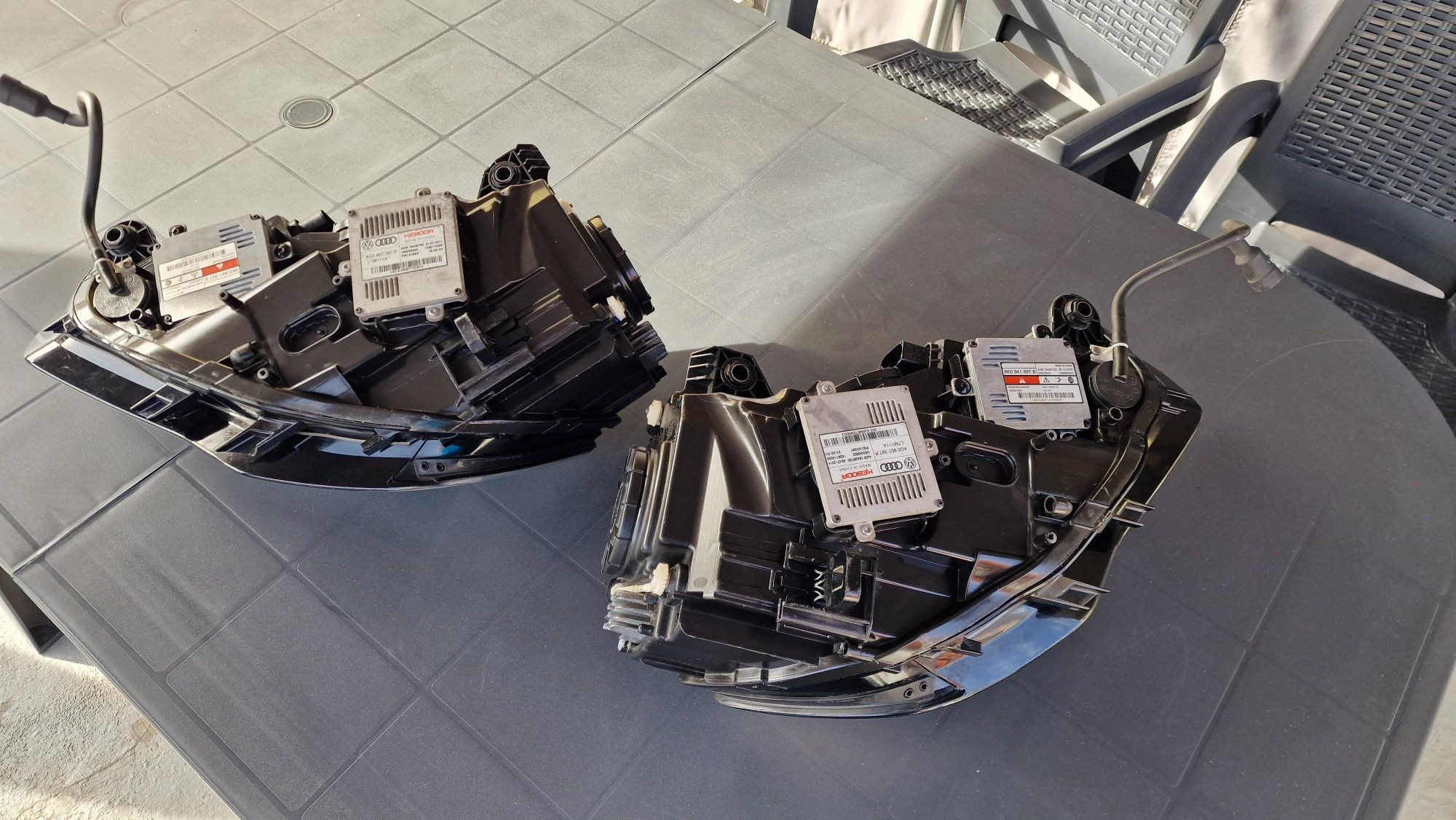 Faróis originais Audi A3 8V Xénon