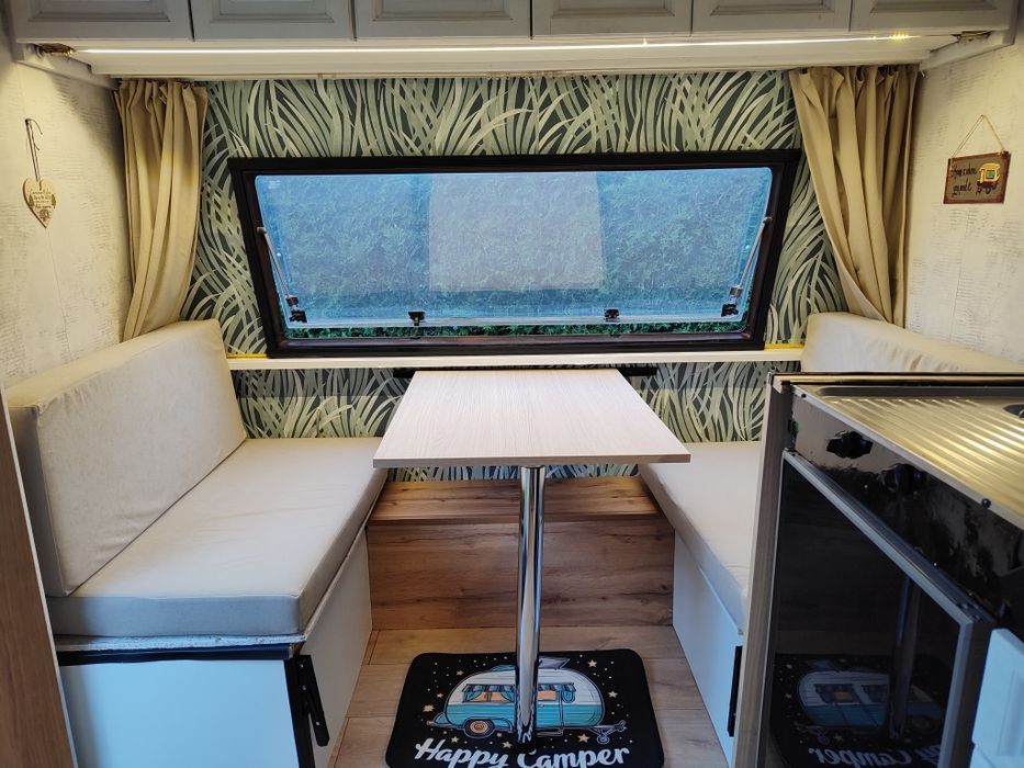 Przyczepa kempingowa hobby adx 400 solar led